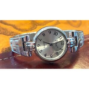 Women's 25mm Silver Tone Vivani Watch, Bangle Bracelet Style,
